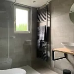 Liv With Sauna & Fireplace 度假居 埃尔默洛