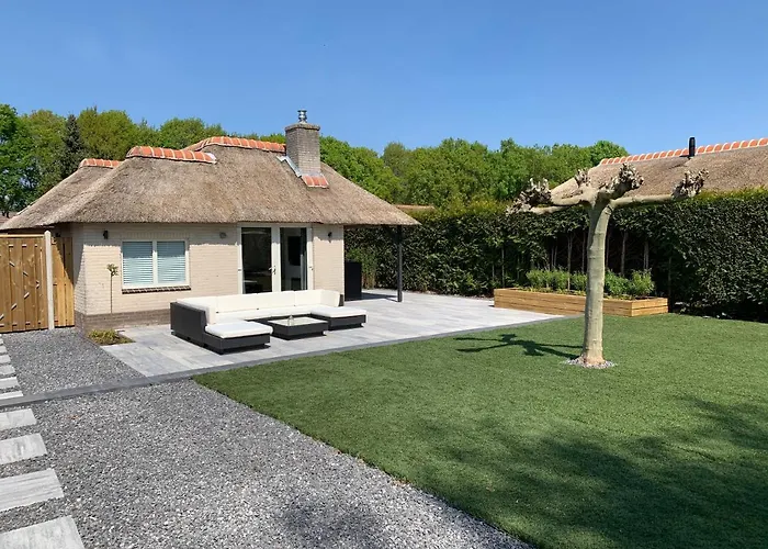 Liv With Sauna & Fireplace Holiday home