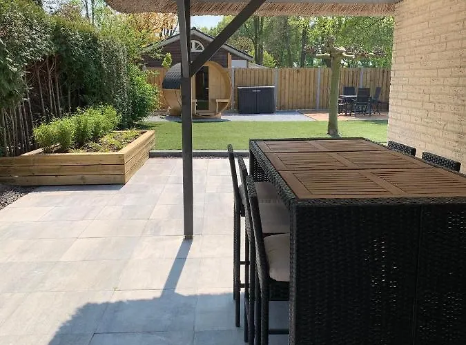 Liv With Sauna & Fireplace Holiday home