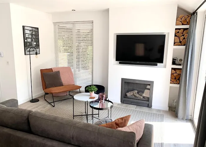 Сasa de vacaciones Liv With Sauna & Fireplace Ermelo